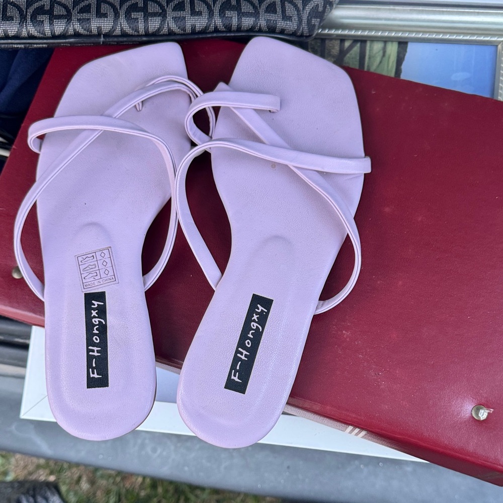 Women's Lilac Sandals